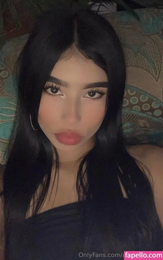 Escort Model Alana Queen - 2