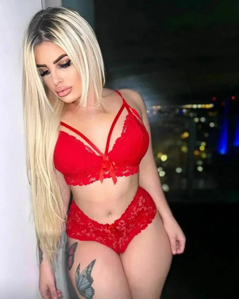 Escort Model Alice