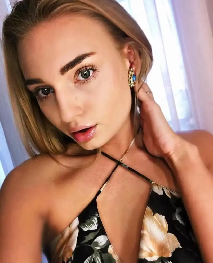 Escort Model Alina - 5