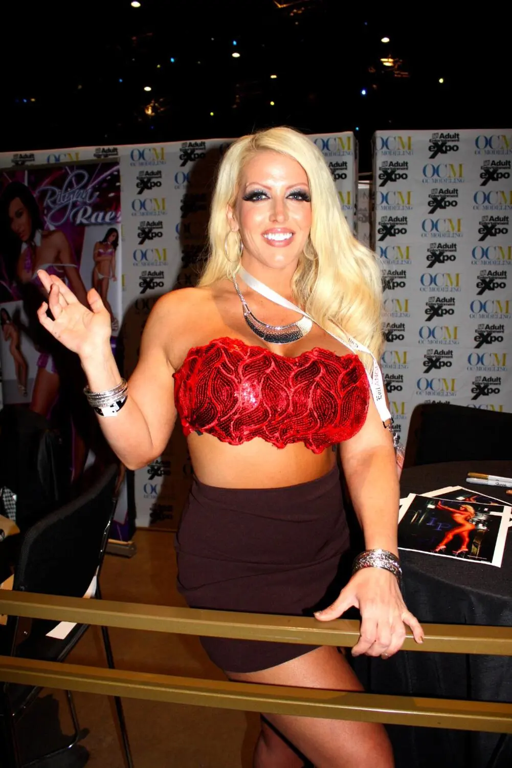 Escort Model AluraJenson - 2