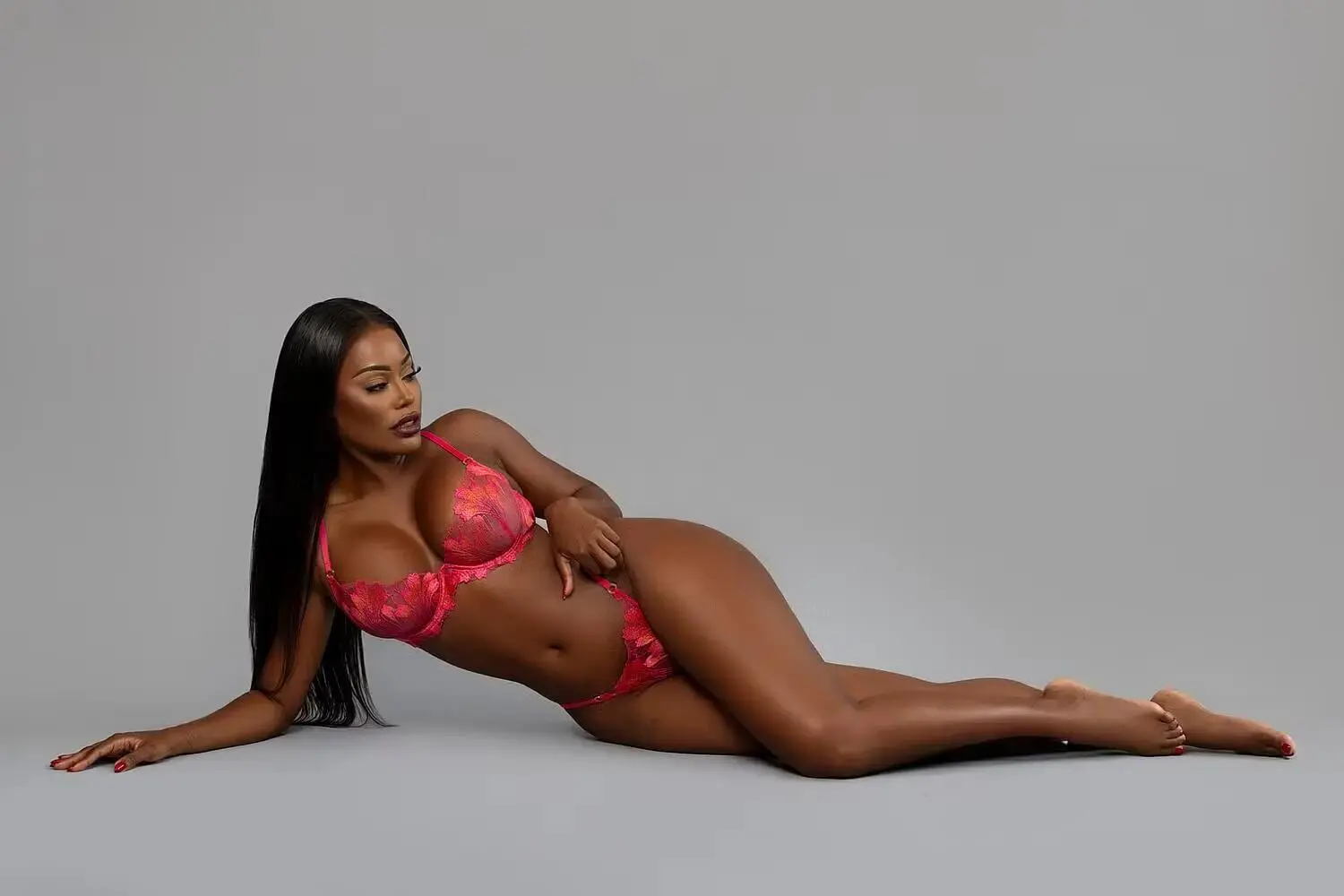 Escort Model Amber