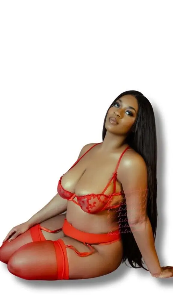 Escort Model Amber Allure