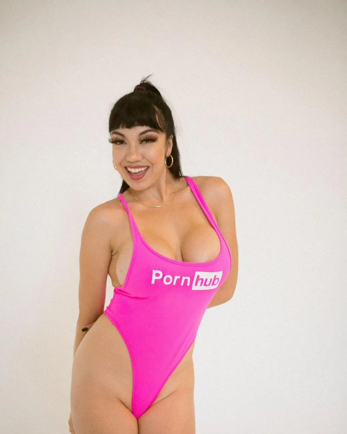 Escort Model Ana Voog - 10