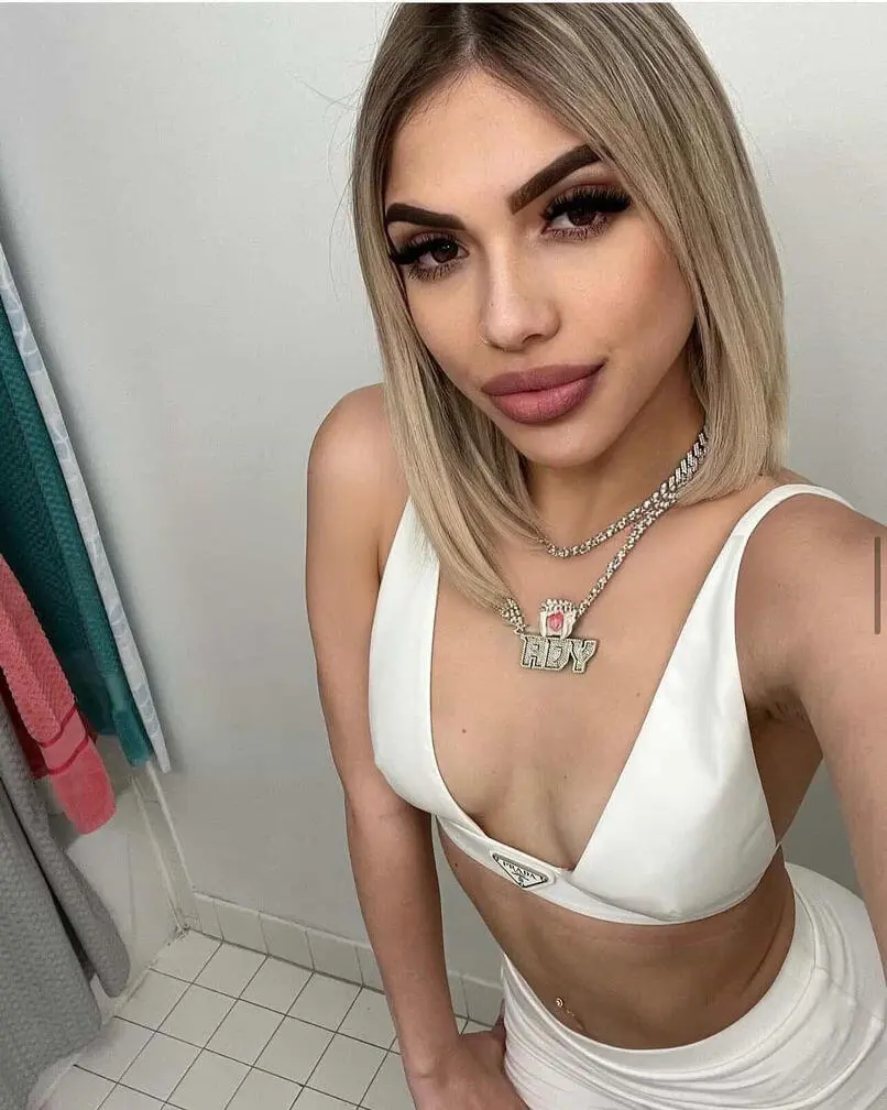 Escort Model Anahi - 5