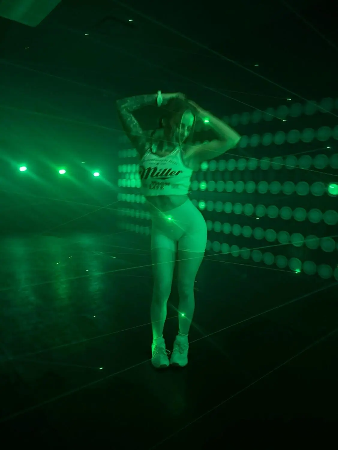 Escort Model Annaclaireclouds - 10