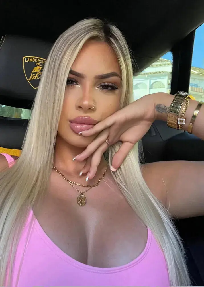 Escort Model Ashanti