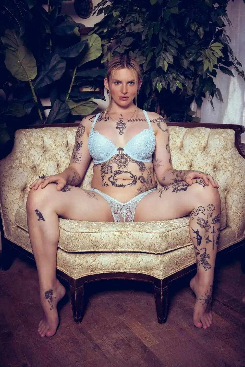 Escort Model Astrid - 2