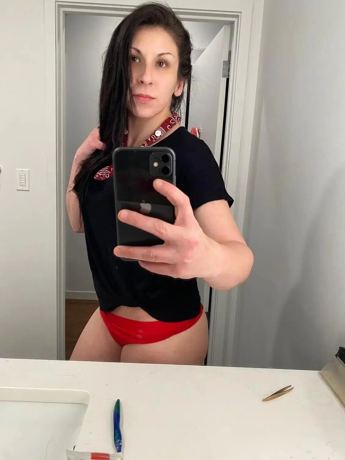 Escort Model Autumn - 5