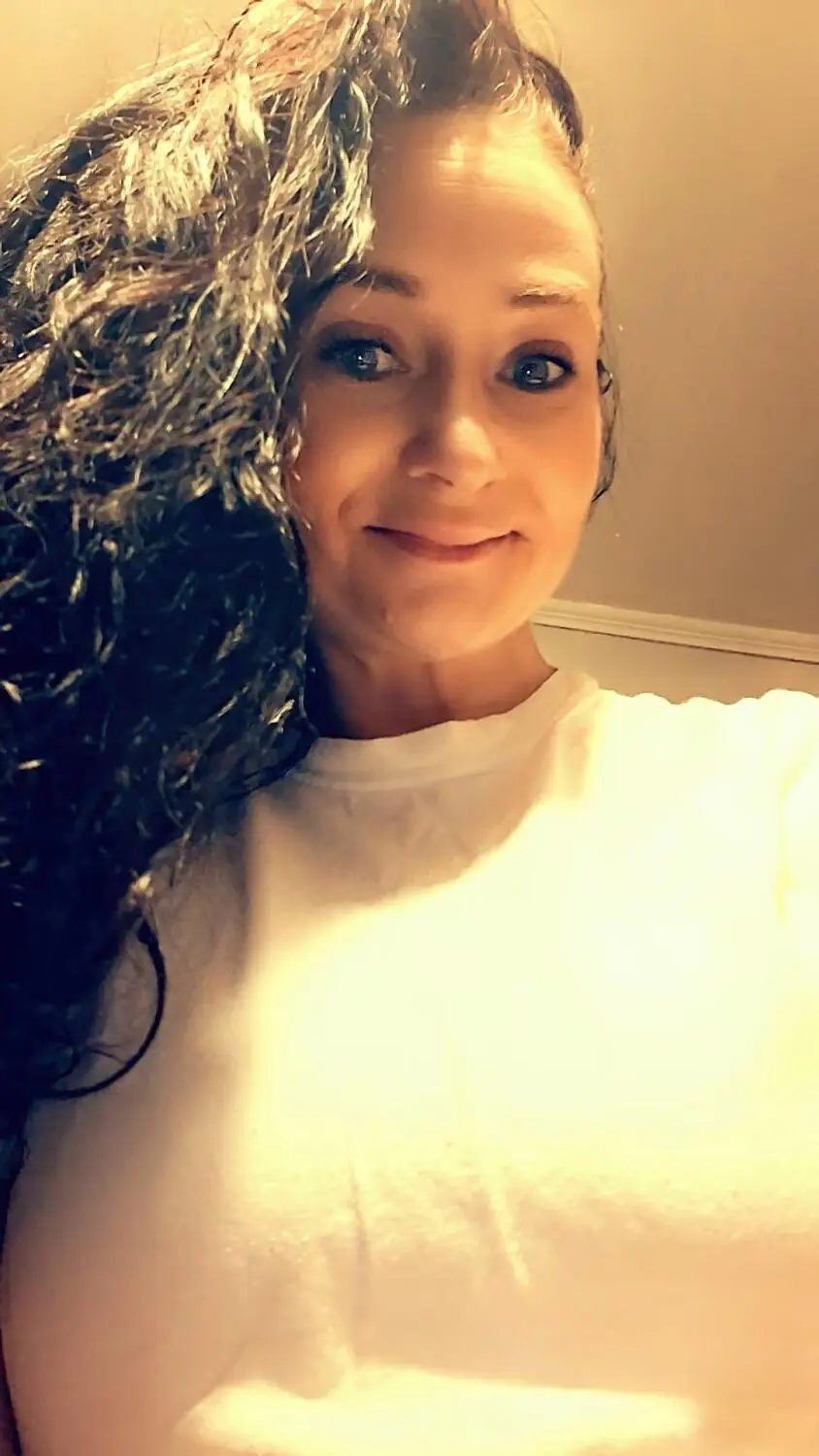 Escort Model Blueeyedbeauty - 4