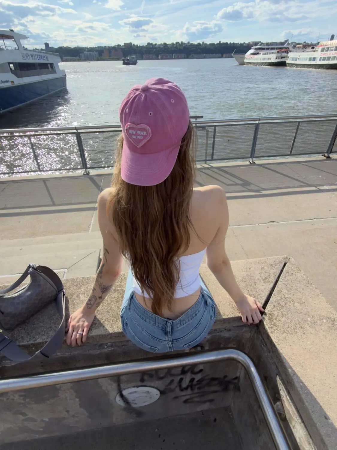 Escort Model BreezyBri - 7