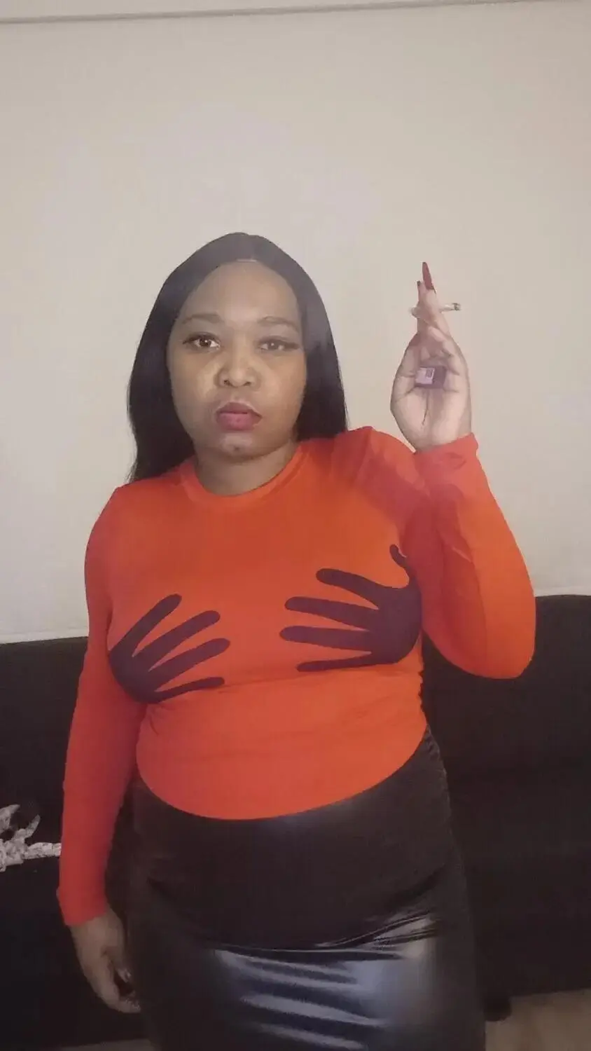 Escort Model Brwnsugar - 4