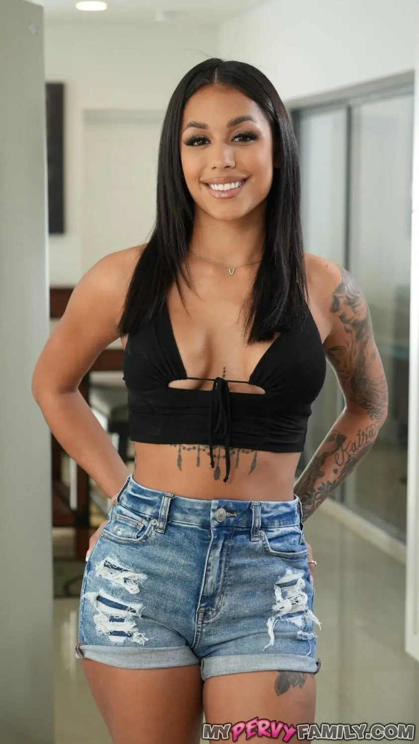 Escort Model Camila Cortez