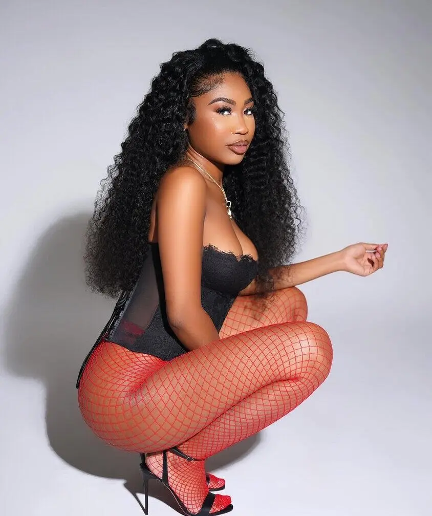 Escort Model Carmen