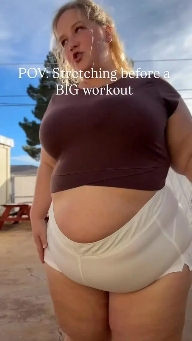 Escort Model Cecilia Emily - 4