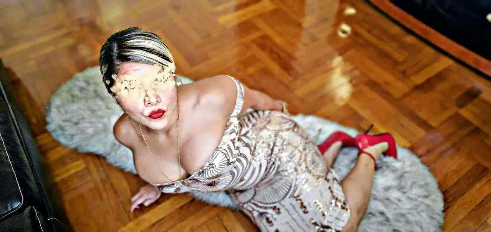 Escort Model Chelsea - 2