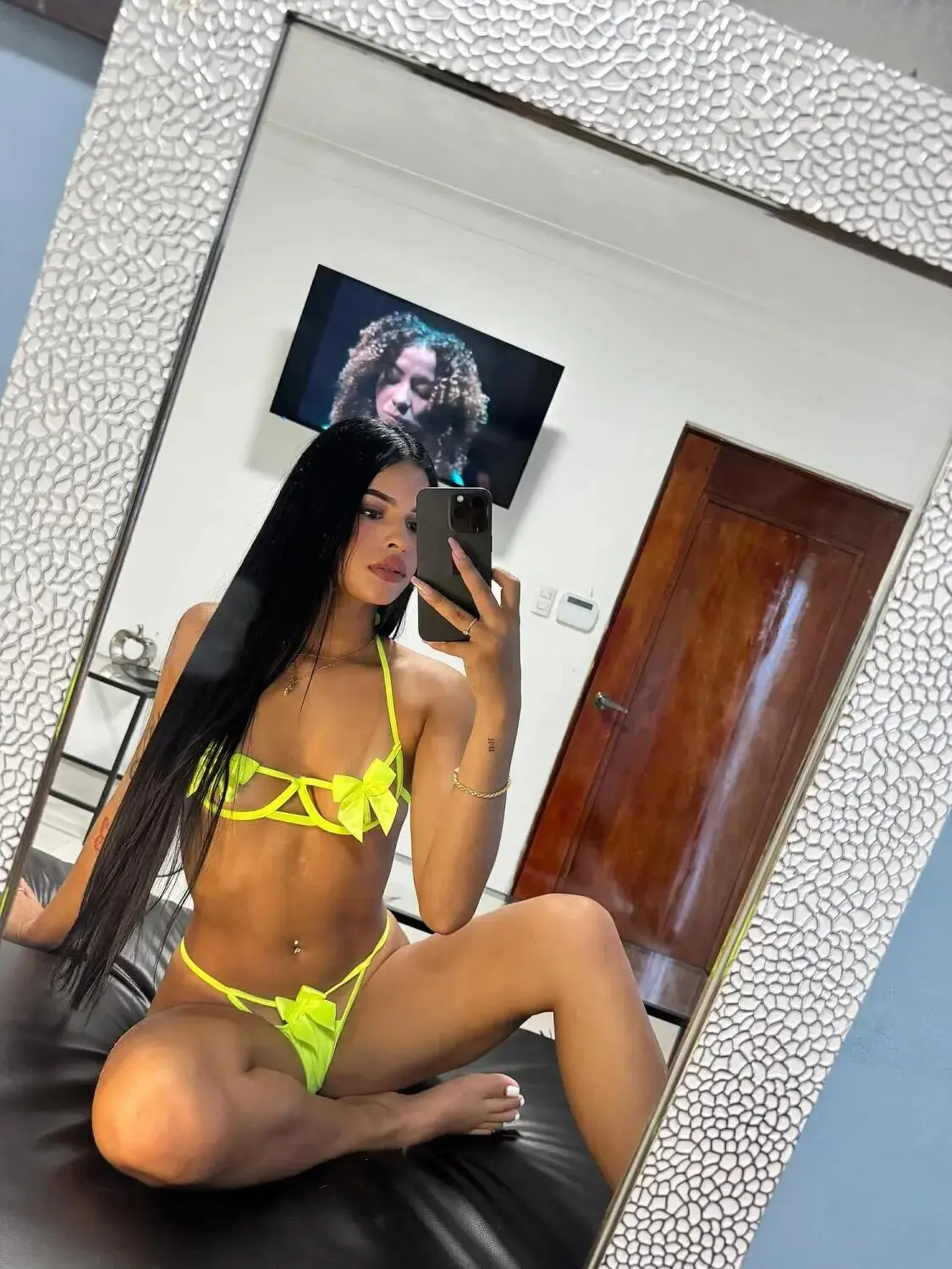 Escort Model Clara
