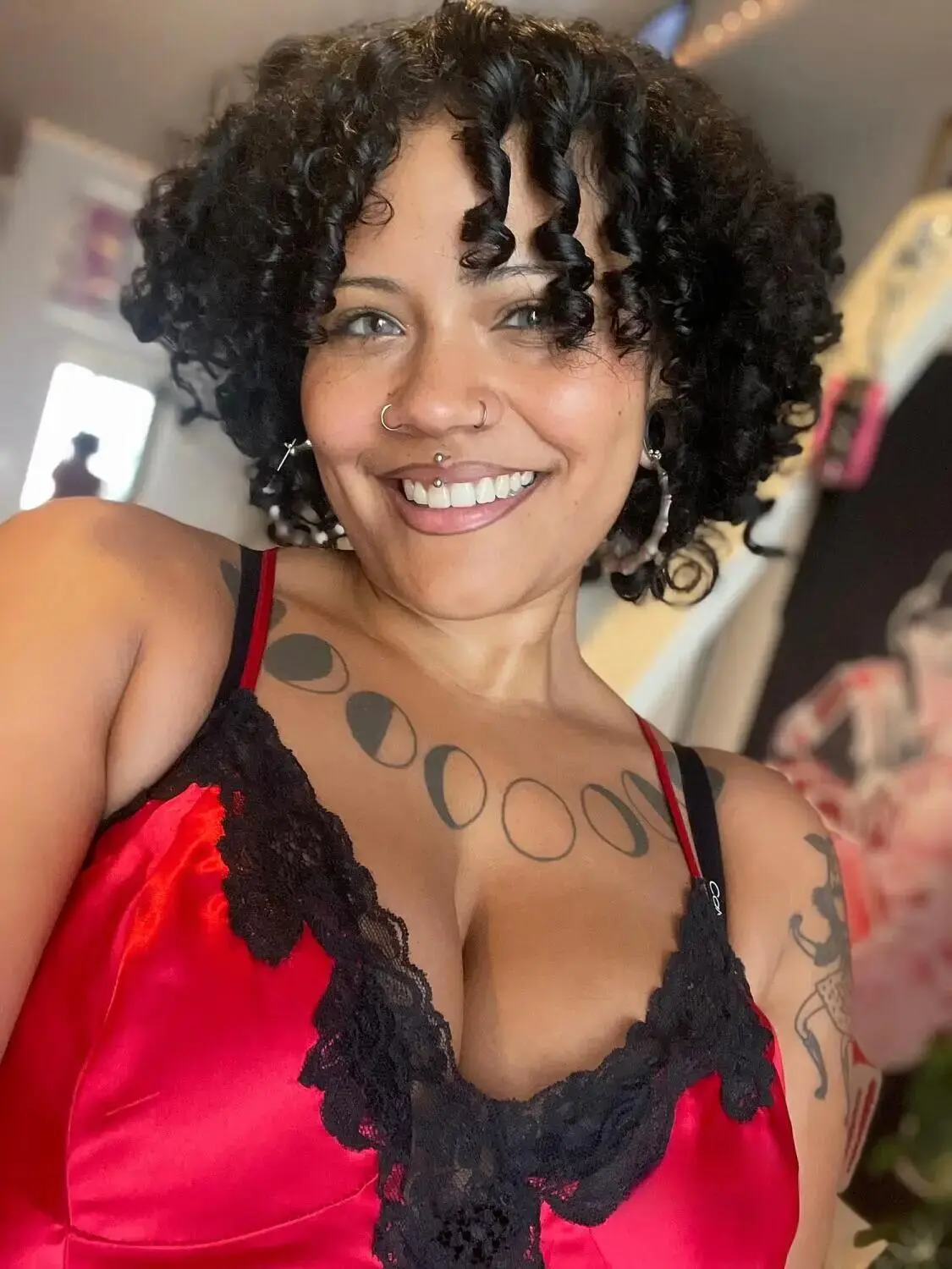 Escort Model Consuela Fuego - 4