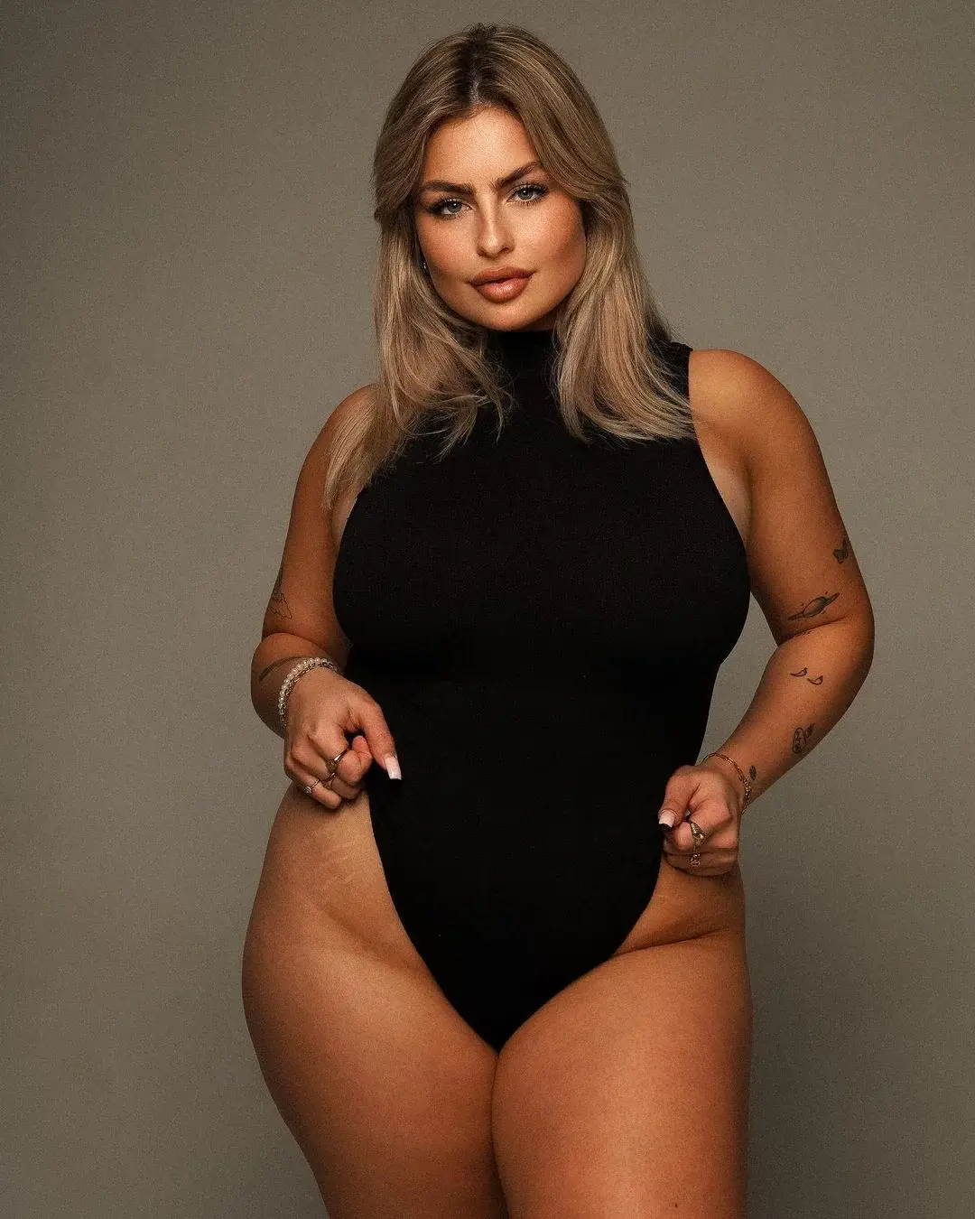 Escort Model Curvychubgirl - 2