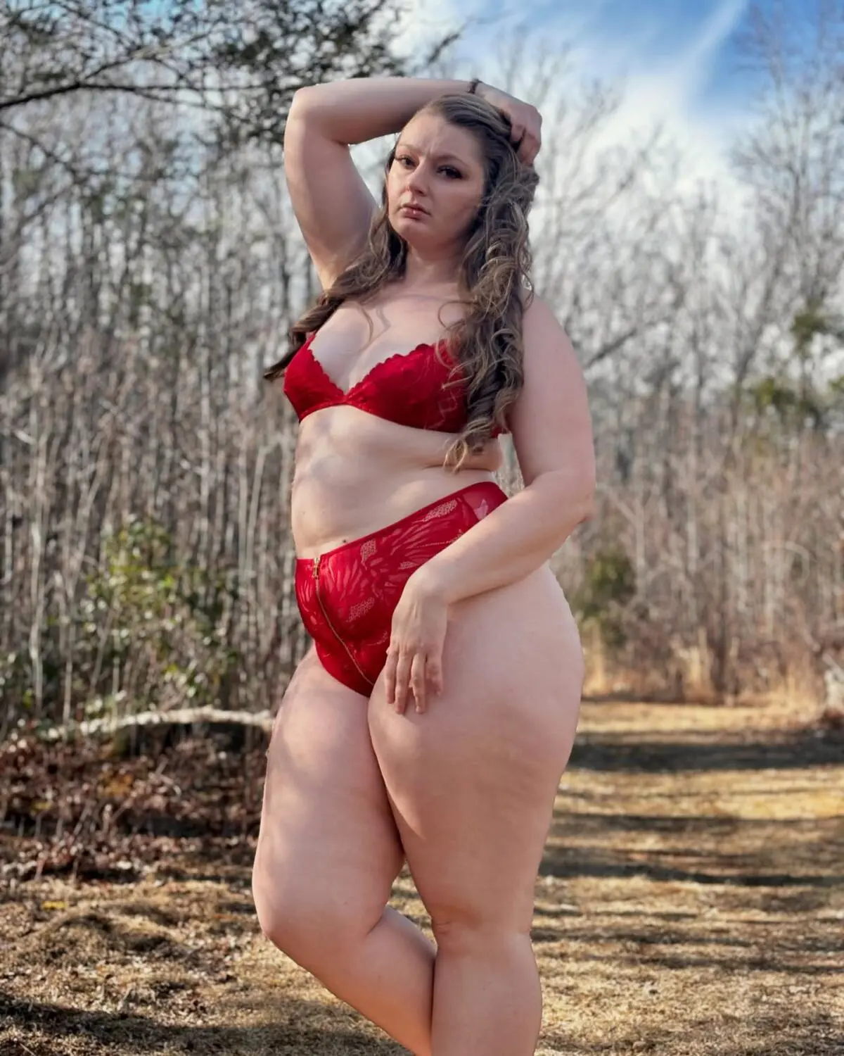 Escort Model Curvyjess2