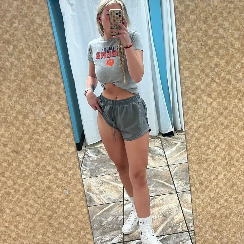 Escort Model Dani Divilla - 5