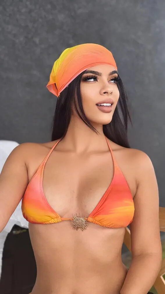 Escort Model Daniela