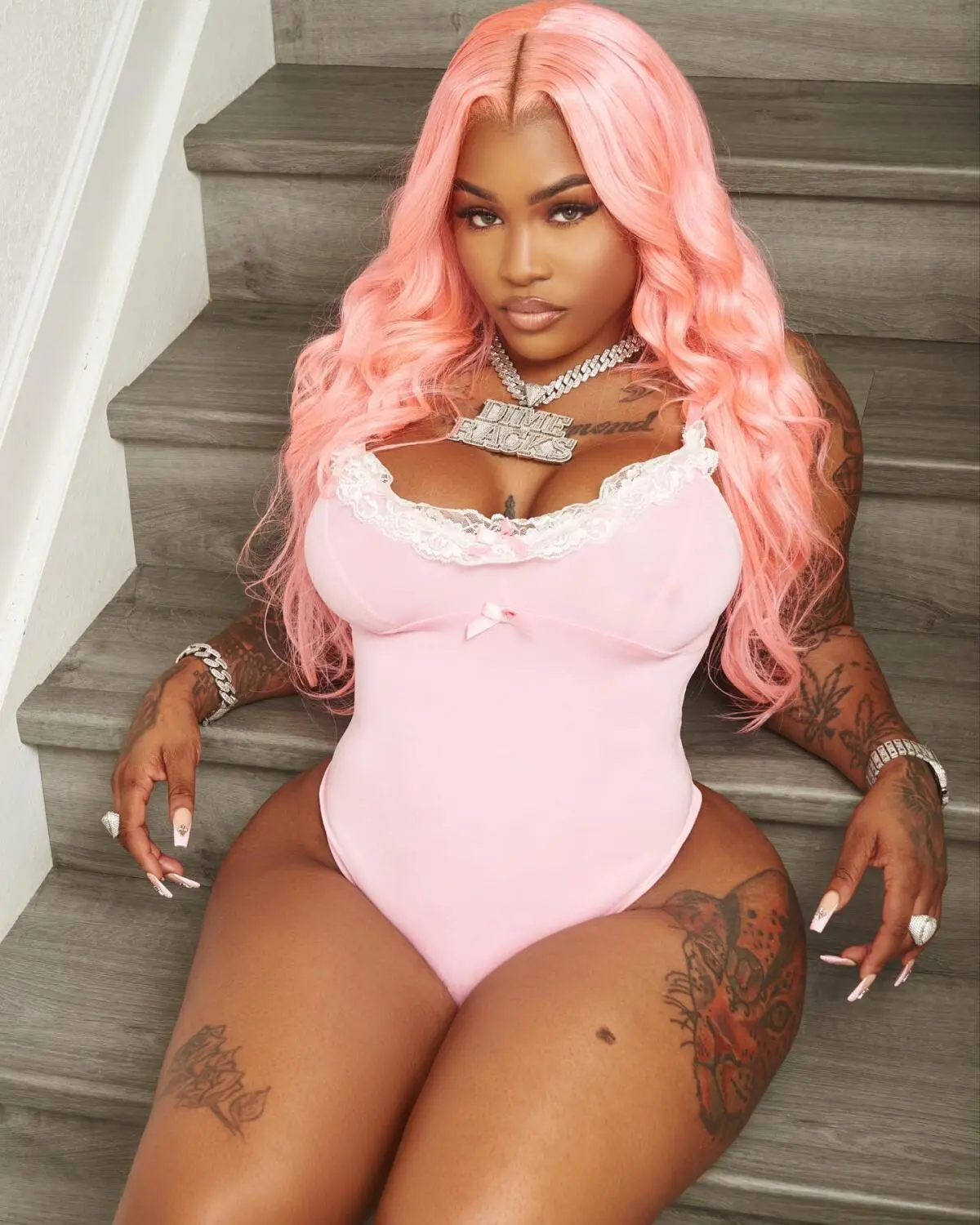 Escort Model DiamondDime - 4