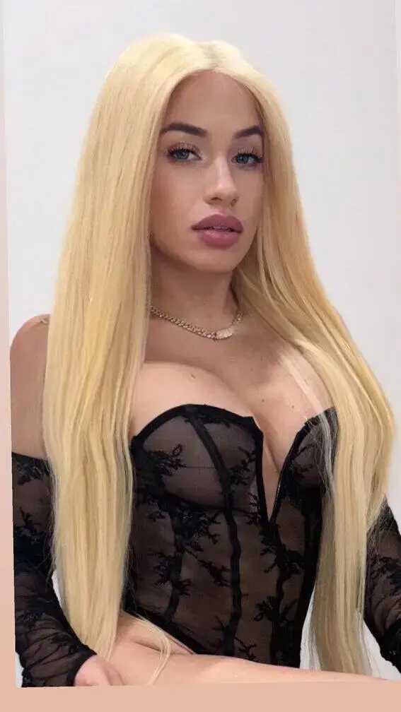 Escort Model DOLL - 2