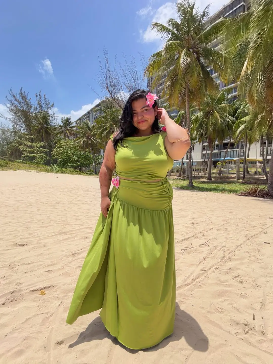 Escort Model Elizabeth Cruz