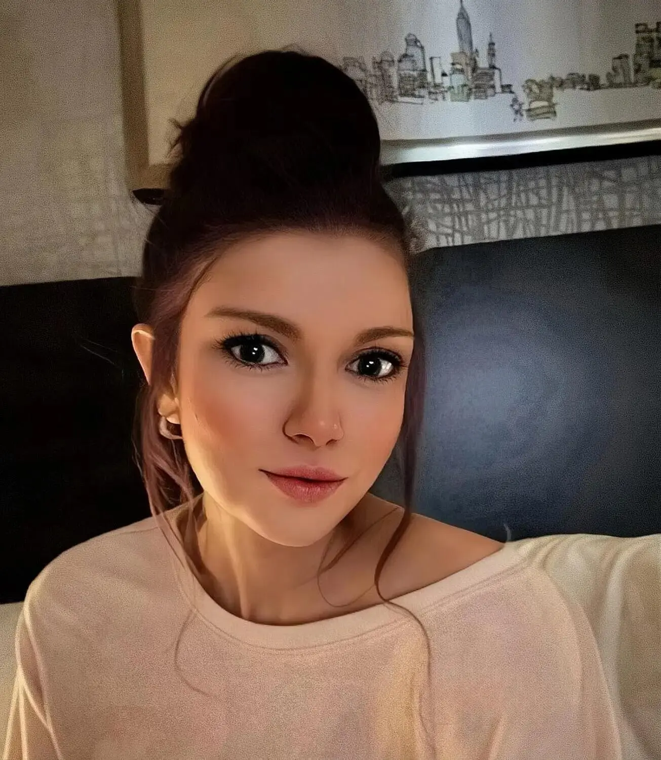 Escort Model Emily - 5