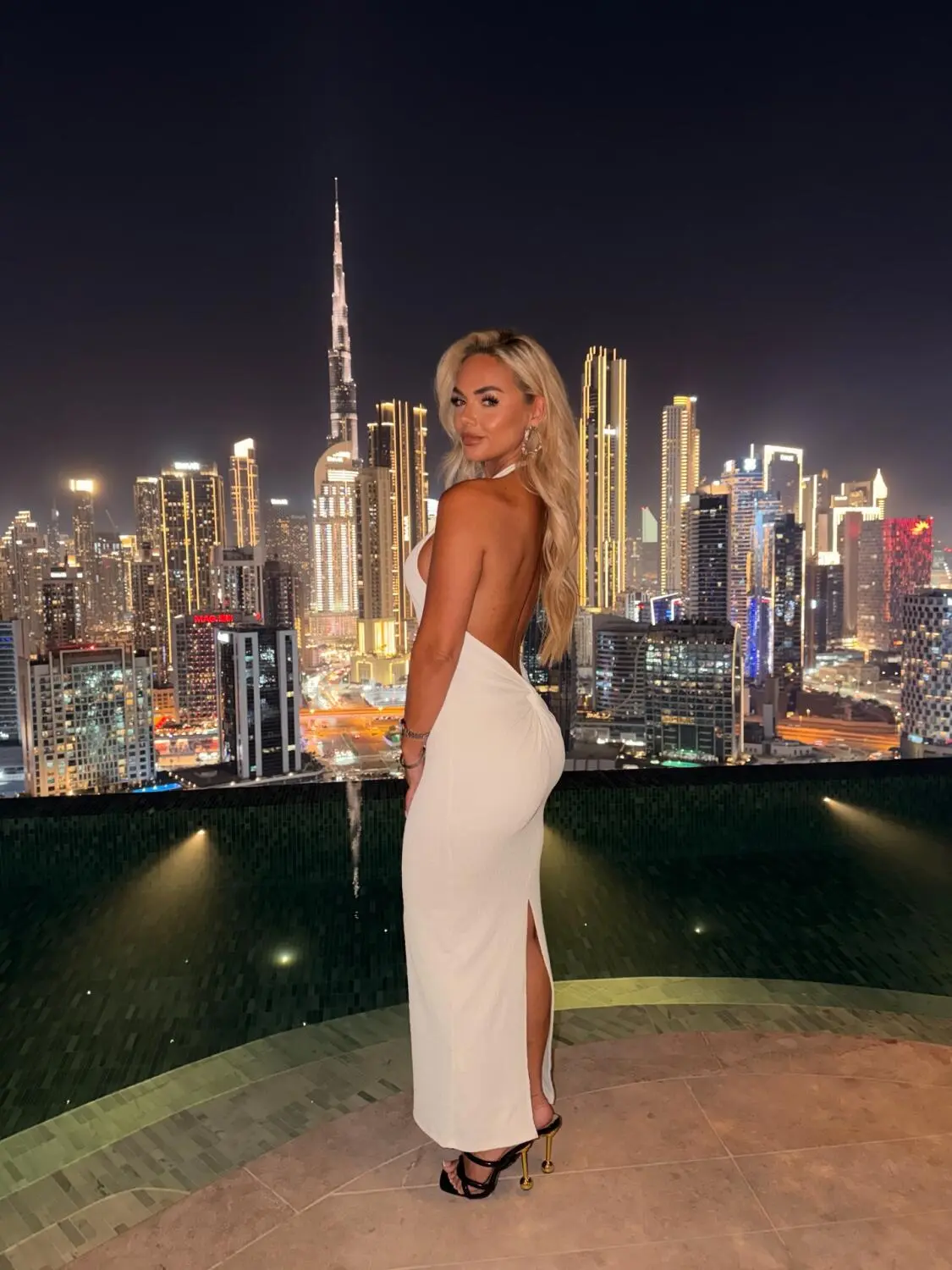 Escort Model Emily Rae - 10