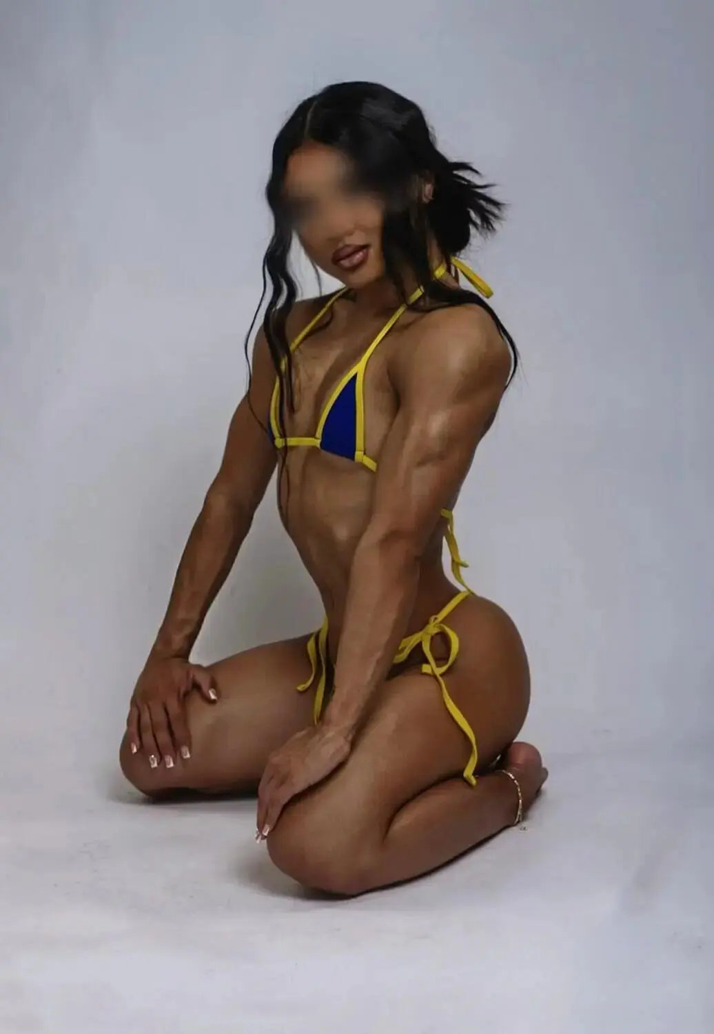 Escort Model ExoticMuscleDoll - 2