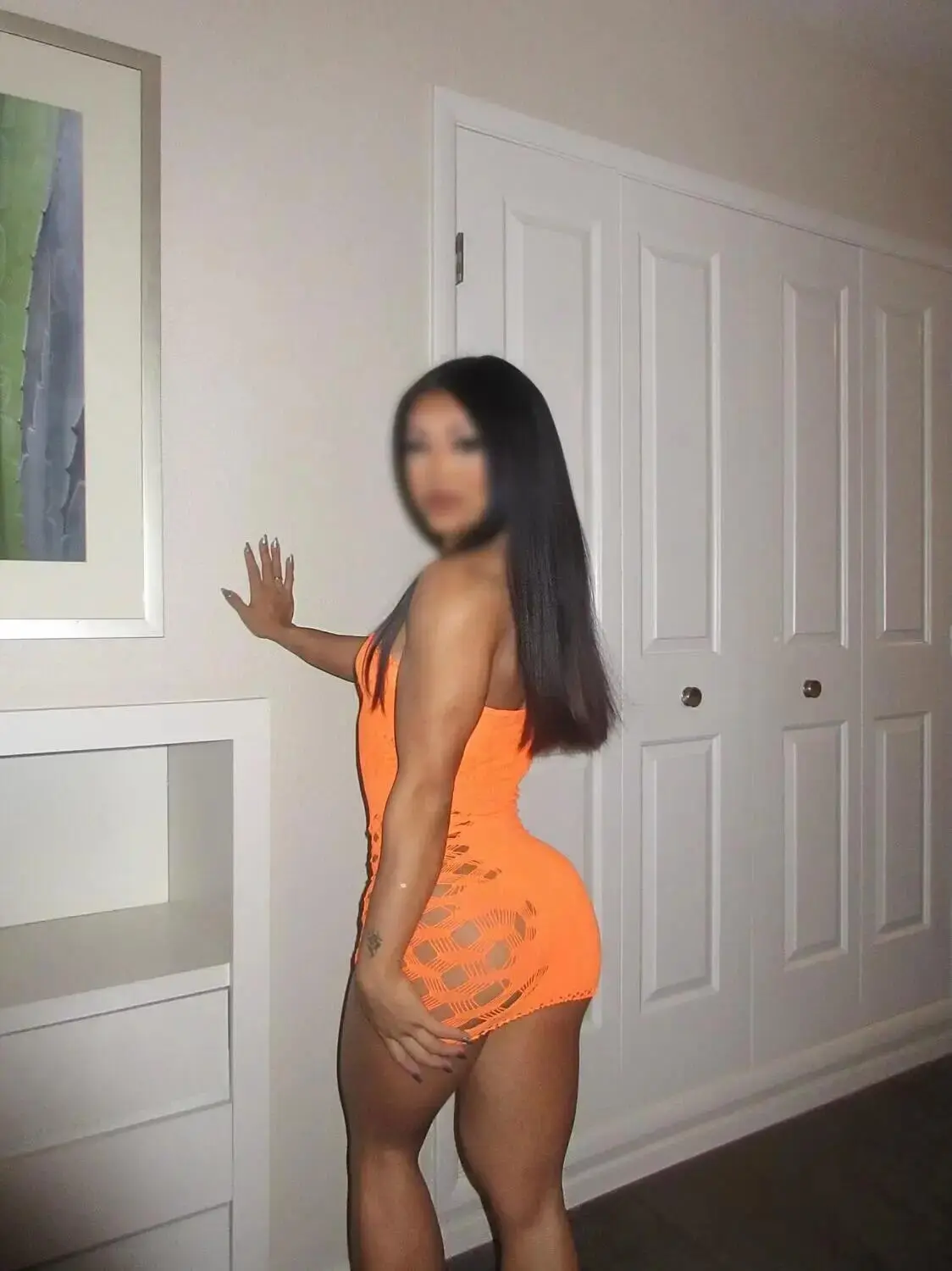 Escort Model ExoticMuscleDoll - 5