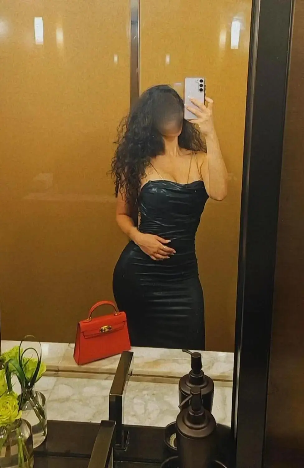Escort Model Farrah - 5