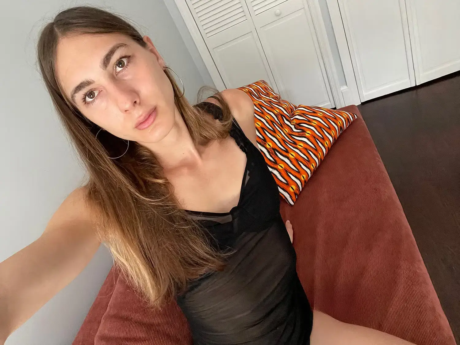 Escort Model Fiona - 5