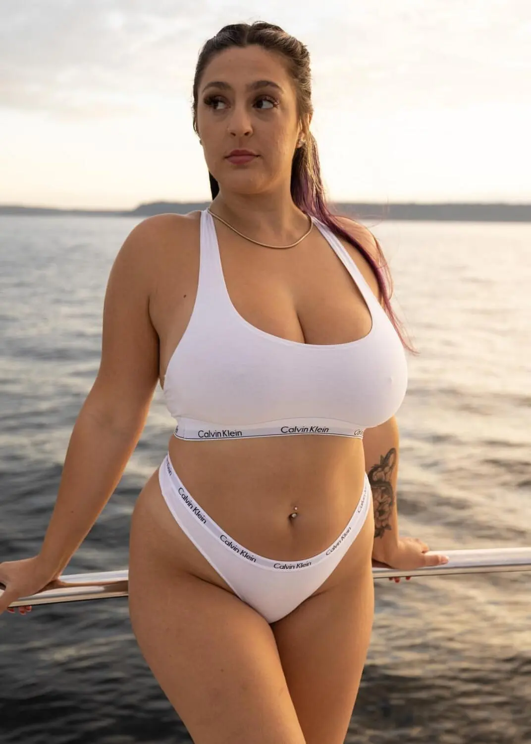 Escort Model Funwithtati - 9