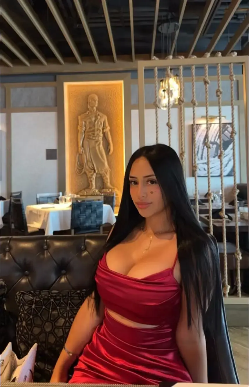 Escort Model Gabriela - 5