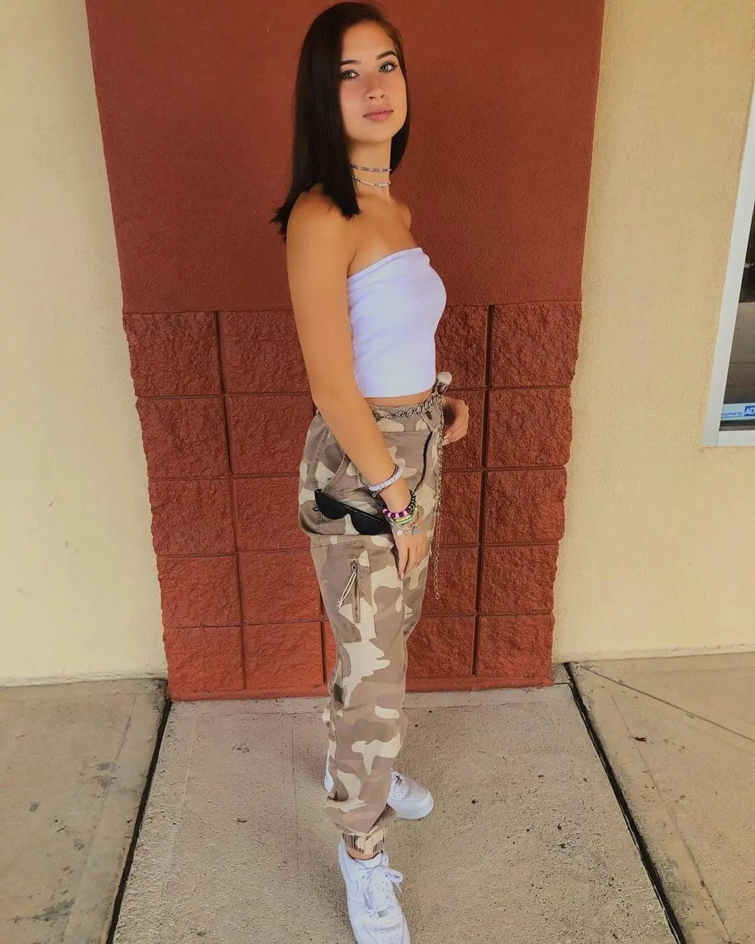 Escort Model Hannah Rylee - 3