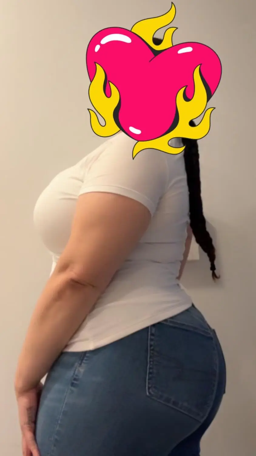 Escort Model Jade Luxe - 3