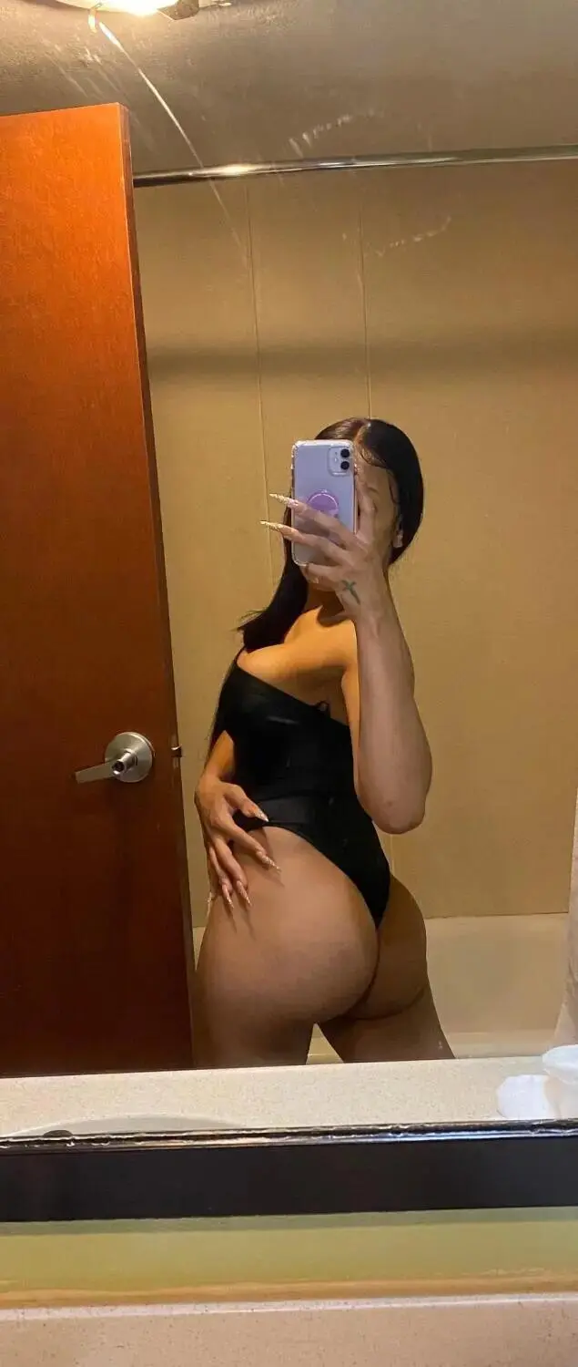 Escort Model Jasmine