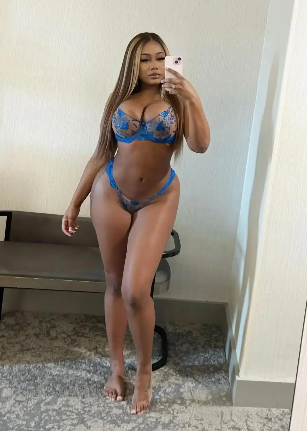 Escort Model Jazzy - 2