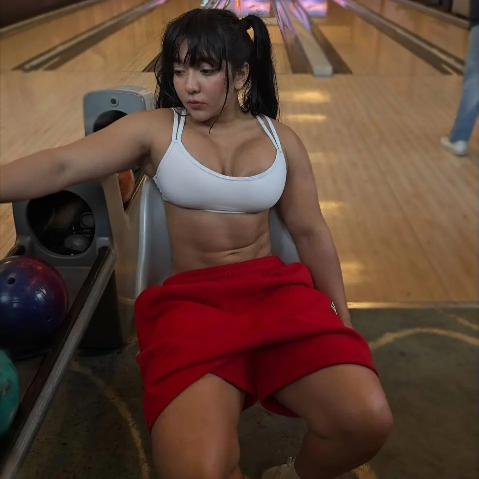 Escort Model Jeidylopezz - 8