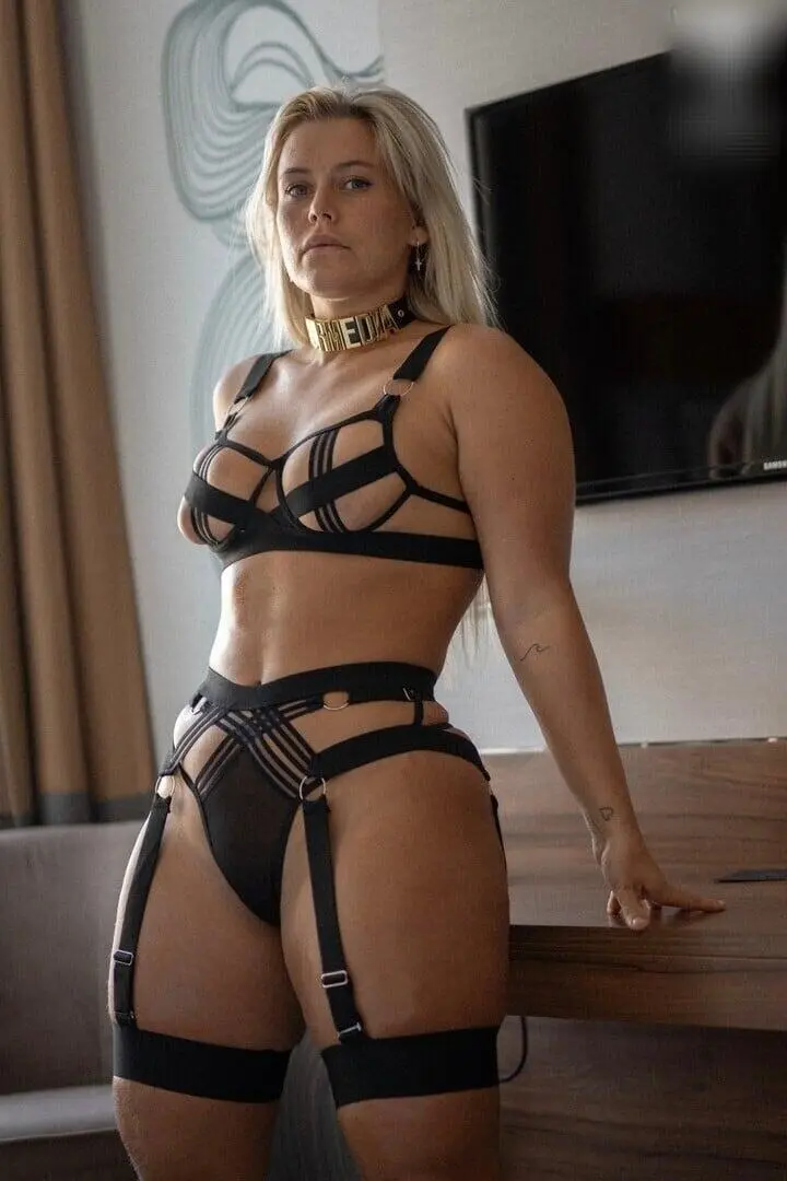 Escort Model Joliejuiicy - 5