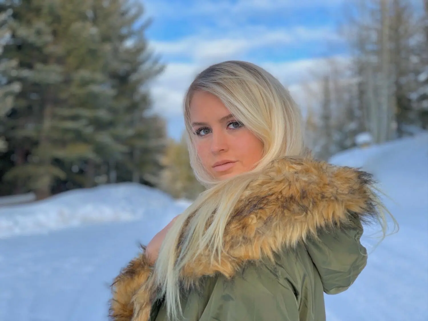 Escort Model Jordan Bush - 3