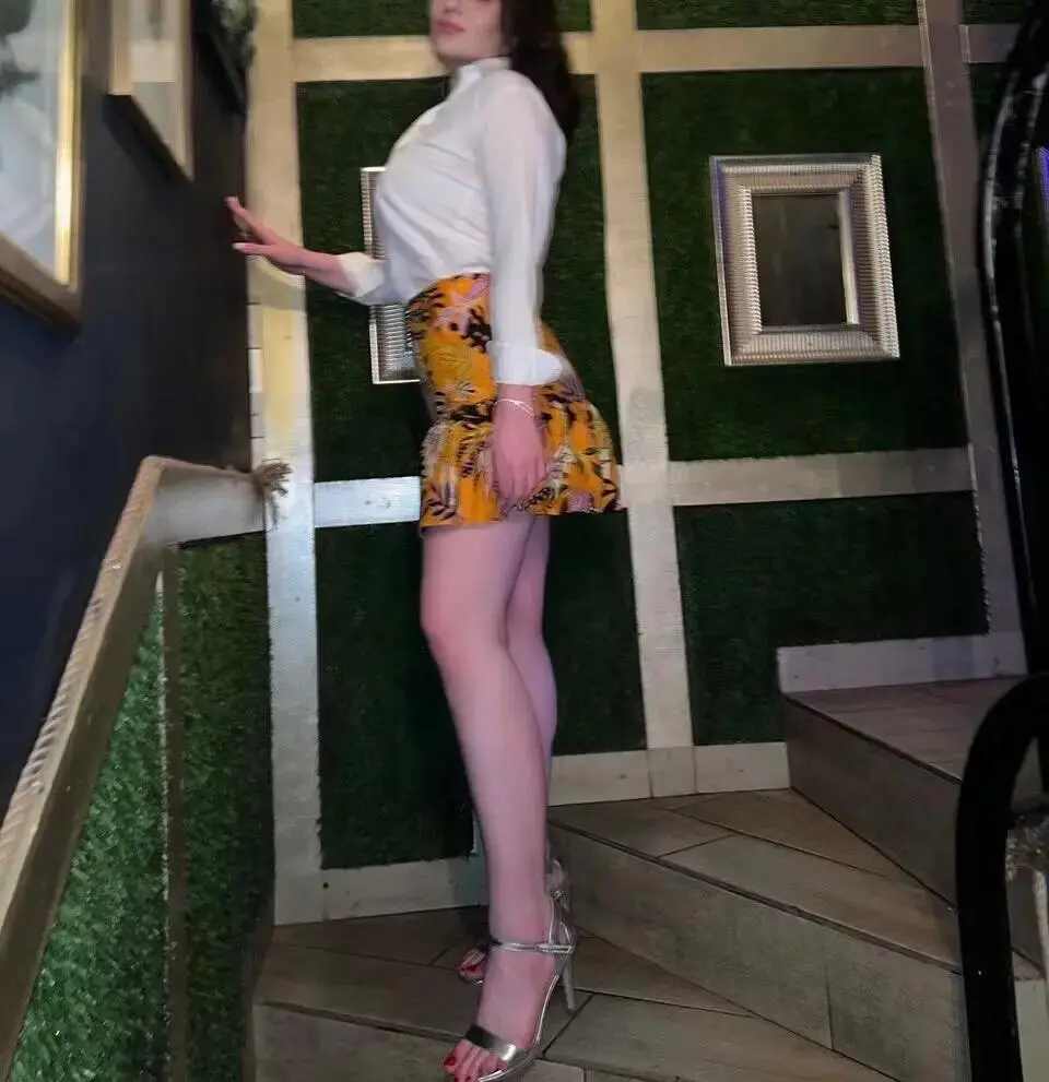 Escort Model Julia