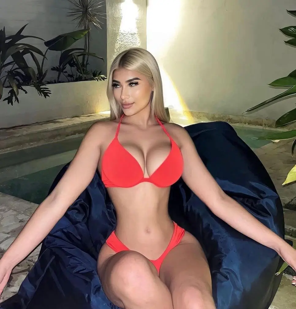 Escort Model Kate - 3