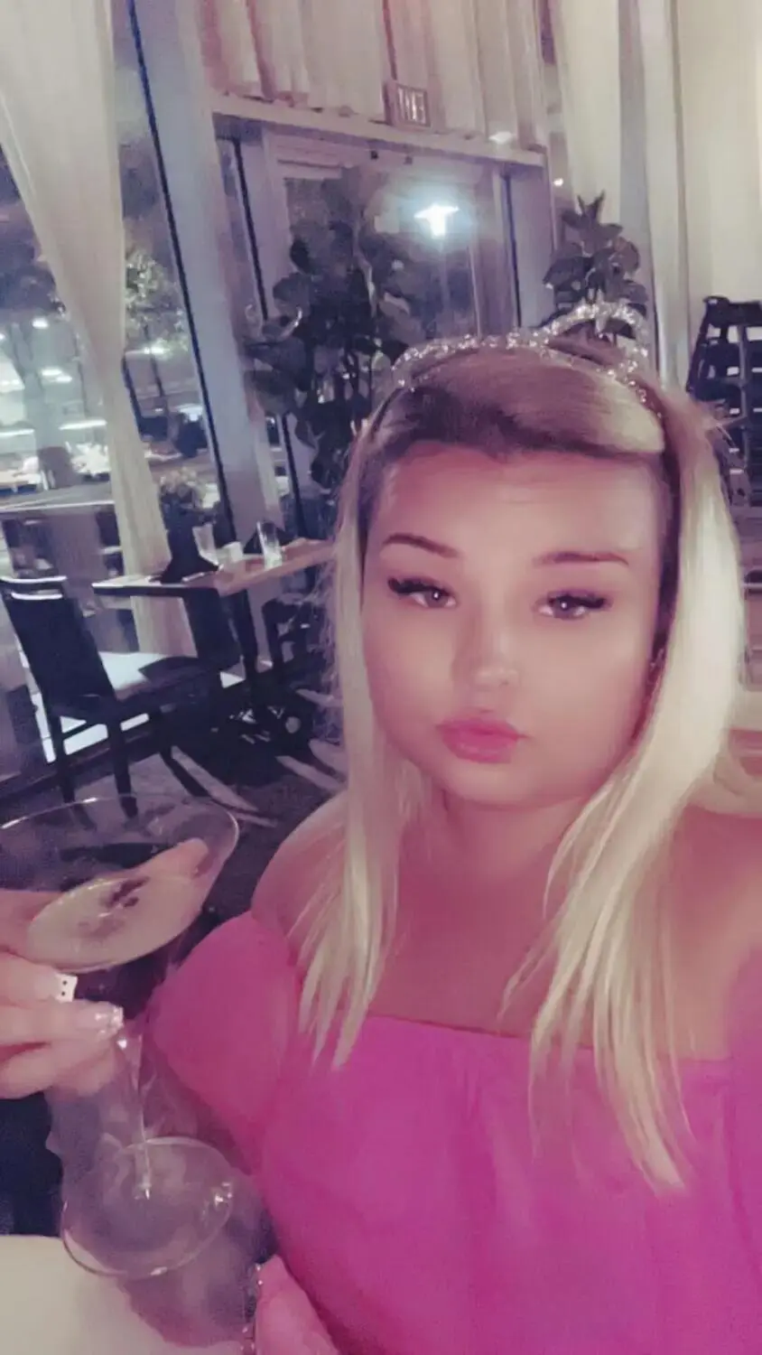 Escort Model Kimmie Rose - 2