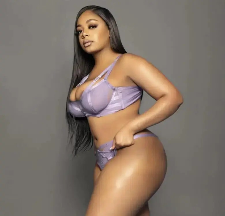 Escort Model Kimoura Skye