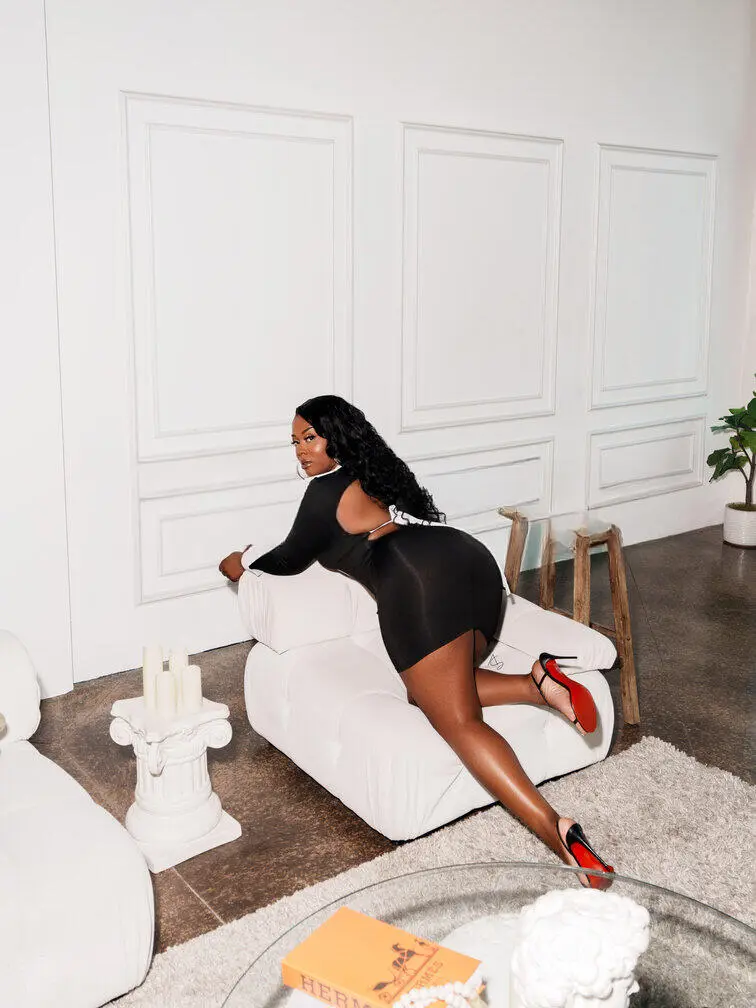 Escort Model Koko Sweets - 3