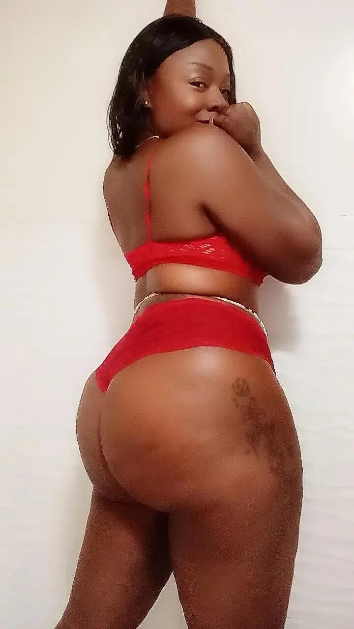 Escort Model Koy Lane - 4