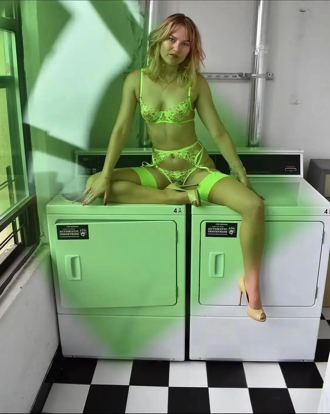 Escort Model Lali - 5